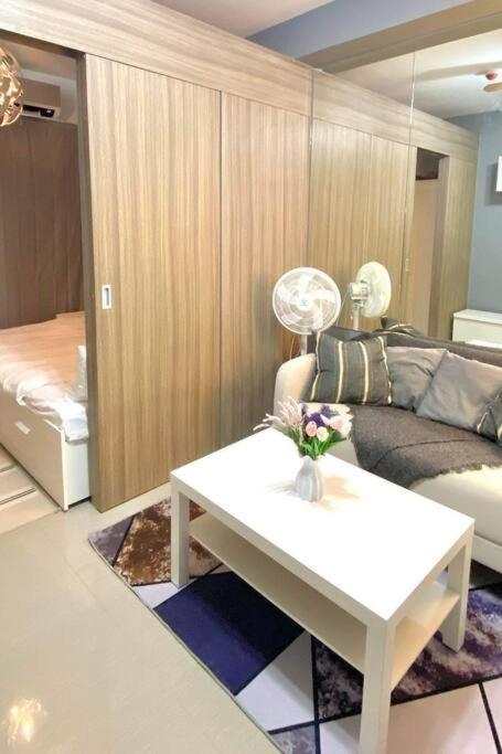 Fully Equipped 1Br Condo At Shore2 Near To Moa Manilla Buitenkant foto